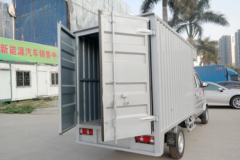 长安跨越 新豹MINI 1.2L 88马力 2.535米双排厢式微卡(SC5031XXYGAS52)