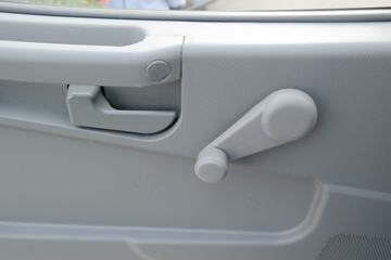 һ������ ��ž���3ϵ 130���� 4X2 3.63����ж��ͼƬ