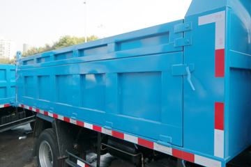 һ������ ��ž���3ϵ 130���� 4X2 3.63����ж��ͼƬ