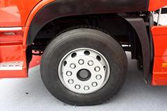 东风商用车 天龙重卡 385马力 6X4 AMT自动挡牵引车(DFL4251A16)