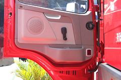大运 340马力 6X4 牵引车(高顶)(CGC4252PB32WPD3D)