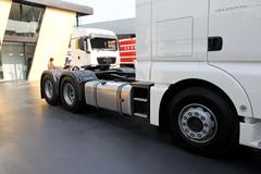 曼(MAN) TGX系列重卡 440马力 6X4 牵引车(型号:26.440)