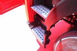 大运&nbsp;牵引车底盘                                                图片