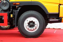 大运 310马力 6X4 5.6米自卸车(平顶)(DYX3251PA38WPD3D-12C5BK42D)