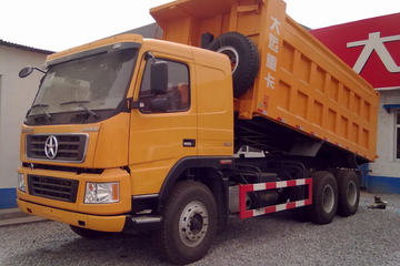 大运 310马力 6X4 5.8米自卸车(DYX3251PA41WPD3D)