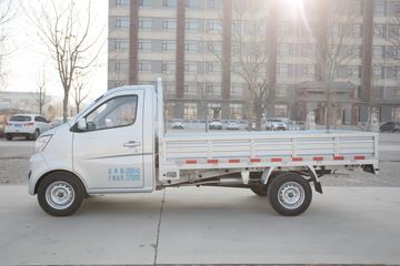 �������� ����T10 ������ 1.5L 112���� ���� 3.01�׵�������΢��(SC1035DNA5)ͼƬ