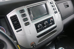 大运 102马力 3.67米单排栏板小卡(CGC1041HDB33E)