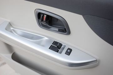 �������� ����T10 ������ 1.5L 112���� ���� 2.52��˫�Ų�դ΢��ͼƬ