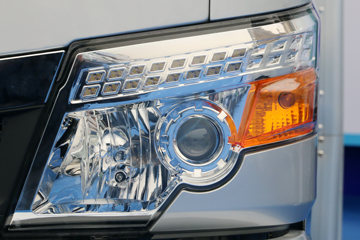 ���� ���� 4.5T 4.15�׵��Ŵ��綯��ʽ�Ῠ88.06kWhͼƬ