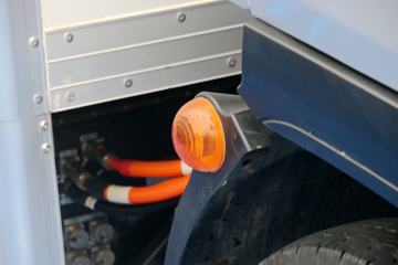 ���� ���� 4.5T 4.15�׵��Ŵ��綯��ʽ�Ῠ88.06kWhͼƬ