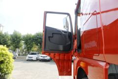 青岛解放 JH6重卡 550马力 6X4牵引车(CA4250P25K15T1E5A80)