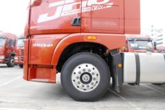 青岛解放 JH6重卡 550马力 6X4牵引车(CA4250P25K15T1E5A80)