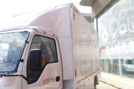 五十铃EV100&nbsp;电动载货车外观图片