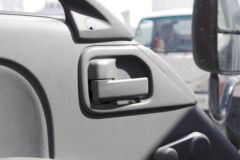 庆铃 五十铃EV100 4.5T 4.25米单排纯电动厢式轻卡(续航315)(QL5041XXYBEVECCA2)96.77kWh