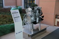 大柴CA4DH1-18E5 180马力 3.8L 国五 柴油发动机