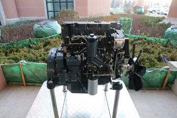 CA4DH1系列&nbsp;发动机外观                                                图片