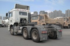 陕汽重卡 德龙新M3000 轻量化北方版 375马力 6X4牵引车(SX4250MB4)
