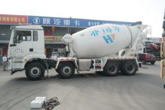 陕汽重卡 德龙新M3000 336马力 8X4 7.49方混凝土搅拌运输车(SX5310GJBMB3062)