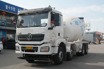 陕汽重卡 德龙新M3000 336马力 8X4 7.49方混凝土搅拌运输车(SX5310GJBMB3062)
