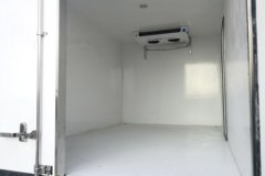 中国重汽HOWO 悍将 143马力 4X2 4米冷藏车(ZZ5047XLCF3315E145)