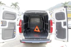 北汽新能源 EV407 2.8T 4.5米纯电动封闭厢式运输车43.5kWh
