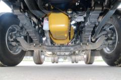 东风柳汽 乘龙H5中卡 240马力 6X2 8.6米厢式载货车(440后桥)(LZ5251XXYM3CB)