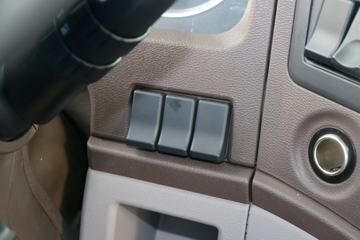 �������� �³���M3�п� 200���� 4X2 9.8����ʽ�ػ���ͼƬ