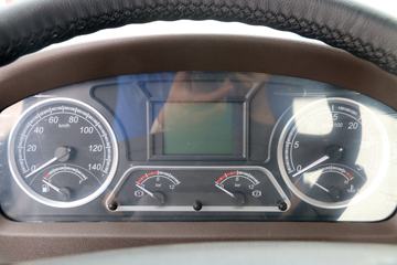 �������� �³���M3�п� 200���� 4X2 9.8����ʽ�ػ���ͼƬ