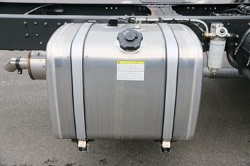 �������� �³���M3�п� 200���� 4X2 9.8����ʽ�ػ���ͼƬ