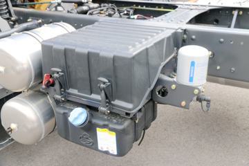 �������� �³���M3�п� 200���� 4X2 9.8����ʽ�ػ���ͼƬ