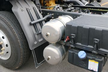 �������� �³���M3�п� 200���� 4X2 9.8����ʽ�ػ���ͼƬ