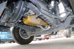 东风柳汽 新乘龙M3中卡 200马力 4X2 9.8米厢式载货车(LZ5185XXYM3AB)