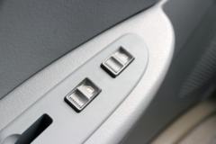 东风 多利卡D6 150马力 4.17米单排厢式轻卡(7T后桥)(EQ5041XXY8BD2AC)