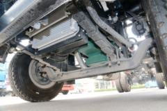 青岛解放 龙V中卡 180马力 4X2 6.2米仓栅式载货车(CA5181CCYPK2E5A80)