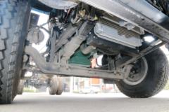 青岛解放 龙V中卡 180马力 4X2 6.2米仓栅式载货车(CA5181CCYPK2E5A80)