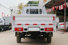 金杯 T32 1.5L 109马力 汽油 2.51米双排栏板微卡(SY1020LC6AA)