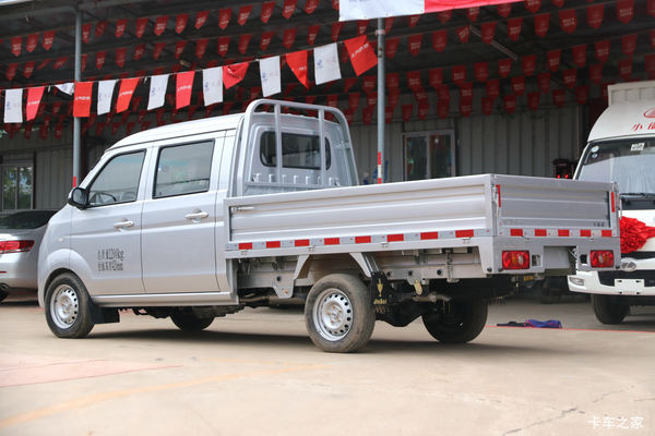 优惠0.2万 益阳市金杯T32载货车火热促销中