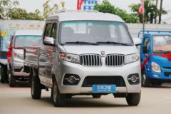 金杯 T32 1.5L 109马力 汽油 2.51米双排栏板微卡(SY1020LC6AA)