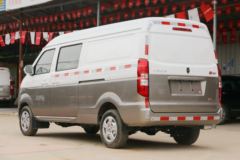 金杯 新海狮 2018款 商务版 5座 109马力 1.5L封闭货车