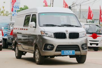 金杯 新海狮 2018款 商务版 5座 109马力 1.5L封闭货车