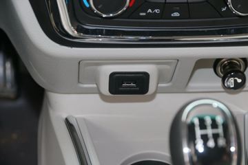 �� �º�ʨ 2018�� ����� 5�� 109���� 1.5L��ջ���ͼƬ