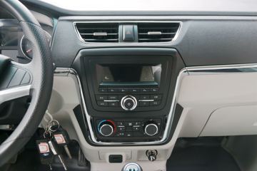 �� �º�ʨ 2018�� ����� 5�� 109���� 1.5L��ջ���ͼƬ