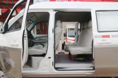 金杯 新海狮 2018款 商务版 5座 109马力 1.5L封闭货车