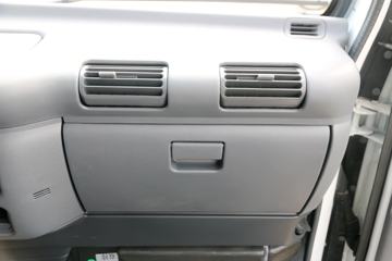 ���� ��ʮ��600P 130���� 4X2 3.07��˫����ʽ���㳵(˳����)(SZP5040TSCQL4)ͼƬ