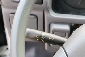 ���� ��ʮ��600P 130���� 4X2 3.07��˫����ʽ���㳵(˳����)(SZP5040TSCQL4)ͼƬ