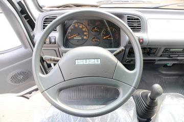 ���� ��ʮ��600P 130���� 4X2 3.07��˫����ʽ���㳵(˳����)(SZP5040TSCQL4)ͼƬ