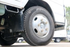 五十铃600P&nbsp;载货车底盘                                                图片