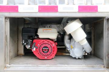 ���� ��ʮ��600P 130���� 4X2 3.07��˫����ʽ���㳵(˳����)(SZP5040TSCQL4)ͼƬ