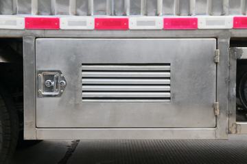 ���� ��ʮ��600P 130���� 4X2 3.07��˫����ʽ���㳵(˳����)(SZP5040TSCQL4)ͼƬ