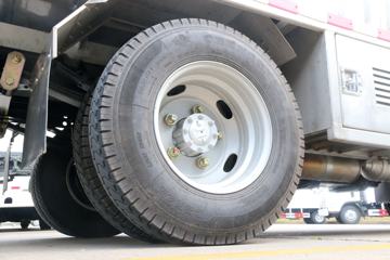 ���� ��ʮ��600P 130���� 4X2 3.07��˫����ʽ���㳵(˳����)(SZP5040TSCQL4)ͼƬ